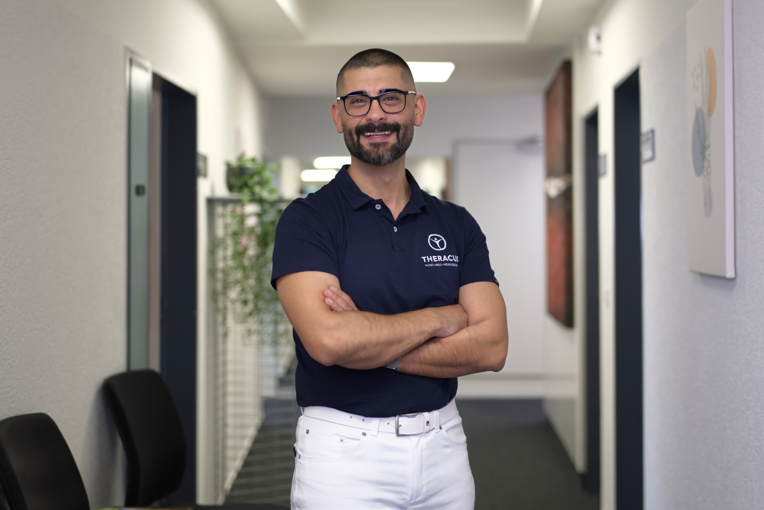 Ayhan Ceylan – Sektoraler Heilpraktiker für Physiotherapie bei THERACUS Heilbronn
